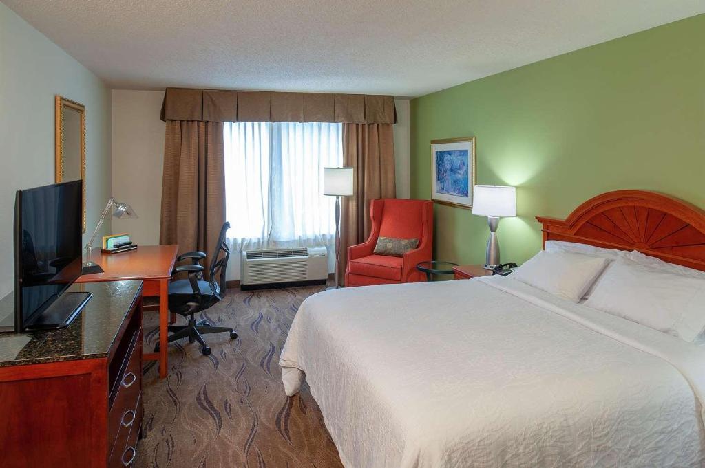 Room image 4